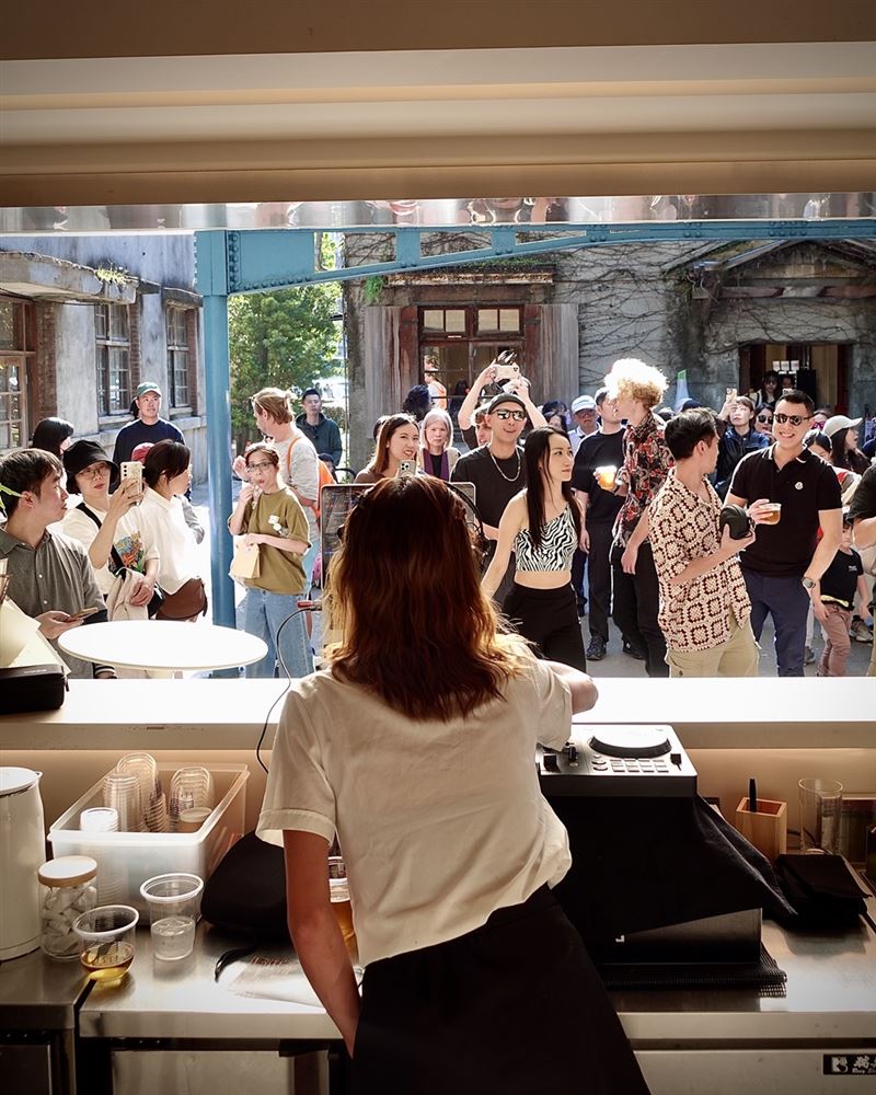 風靡歐美Ｚ世代的「Coffee Rave」清醒派對，9/19、9/20連兩日於誠品生活松菸舉辦。（圖／品牌業者提供）