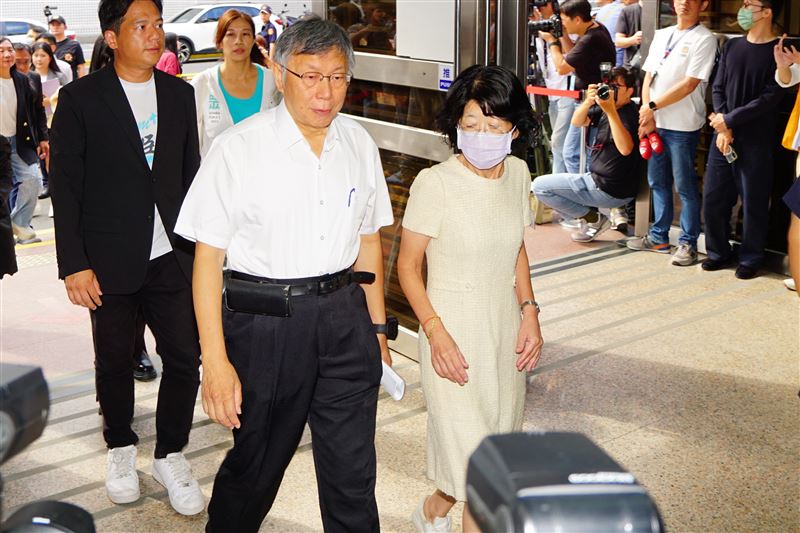 柯文哲案二審開庭,遞狀聲請全程公開直播。(圖/翻攝畫面)