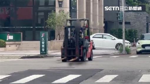 獨／堆高機無牌能上路　需申請且禁止左轉