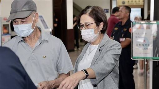 霸凌遭彈劾開庭！楊珍妮喊冤老長官來看她