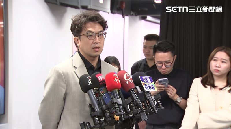 沈伯洋表示,監察院、廉政署是主管機關也有權解釋法條,若解釋法條、了解狀況叫「國家機器動起來」,不僅不妥,以後每一個主管機關也不用做事了。(圖/翻攝畫面)