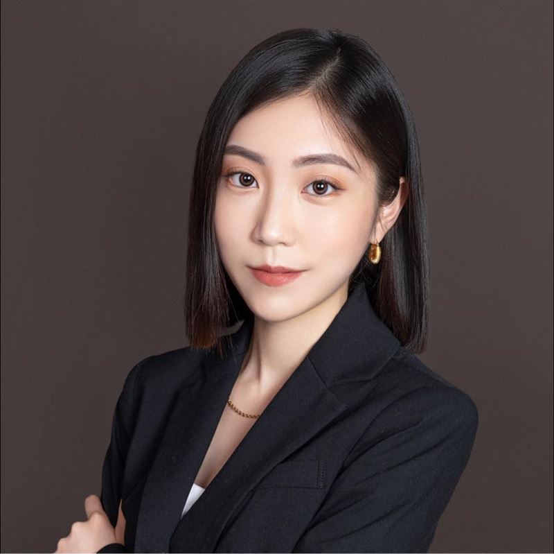 北市府副發言人蔡畹鎣罵民進黨,引發爭議。(圖/翻攝自蔡畹鎣臉書)