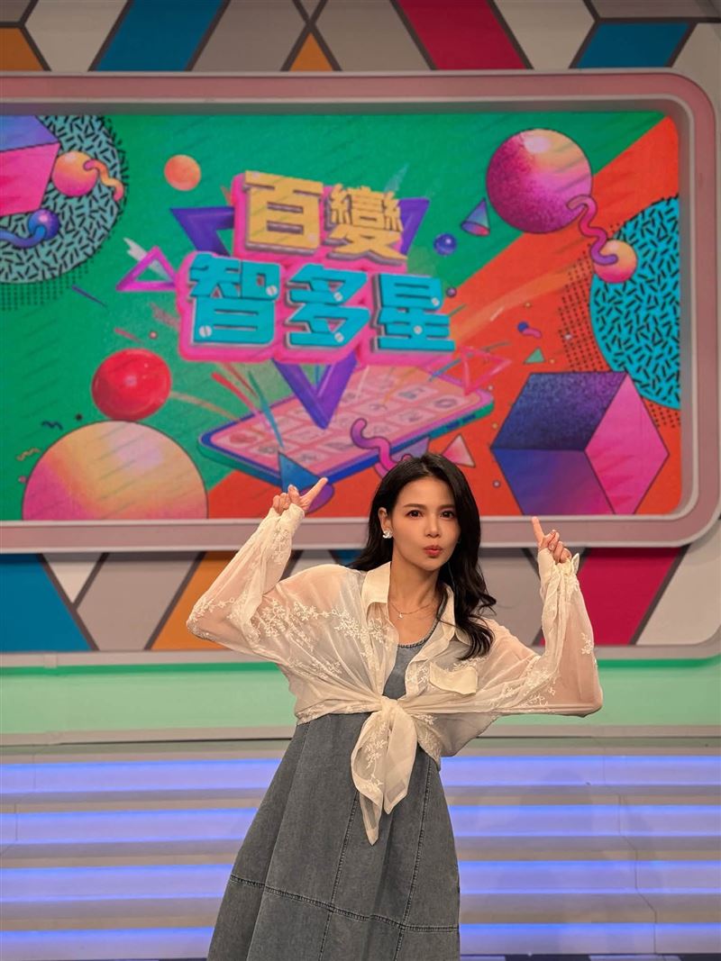 蘿莉塔透露9月1日才剛開始,就已經繳掉好幾筆帳單。(圖/翻攝自臉書)
