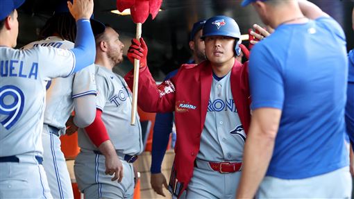 岡本和真30轟！日籍新人第2人　史上第5人