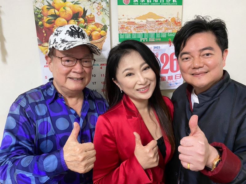 林宏銘（右1）與劉福助（左起）、王瑞霞交情深厚。（圖／林宏銘提供）