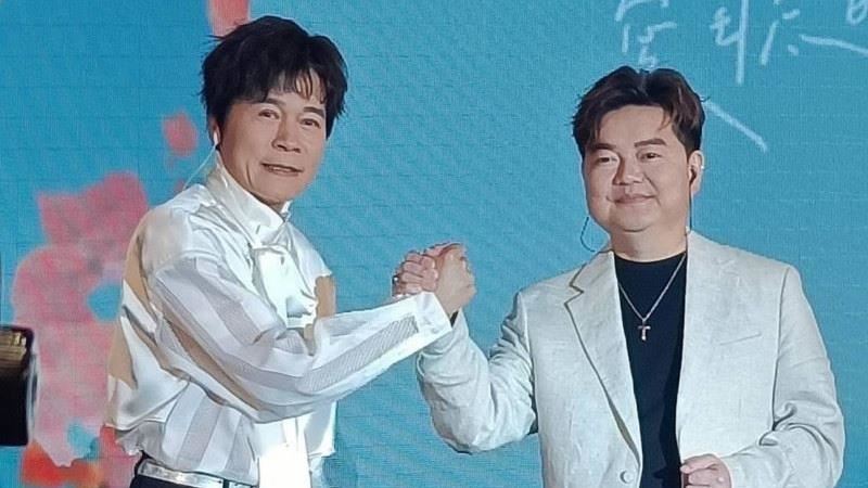 五燈獎男星參選里長　大咖歌王后現身助選