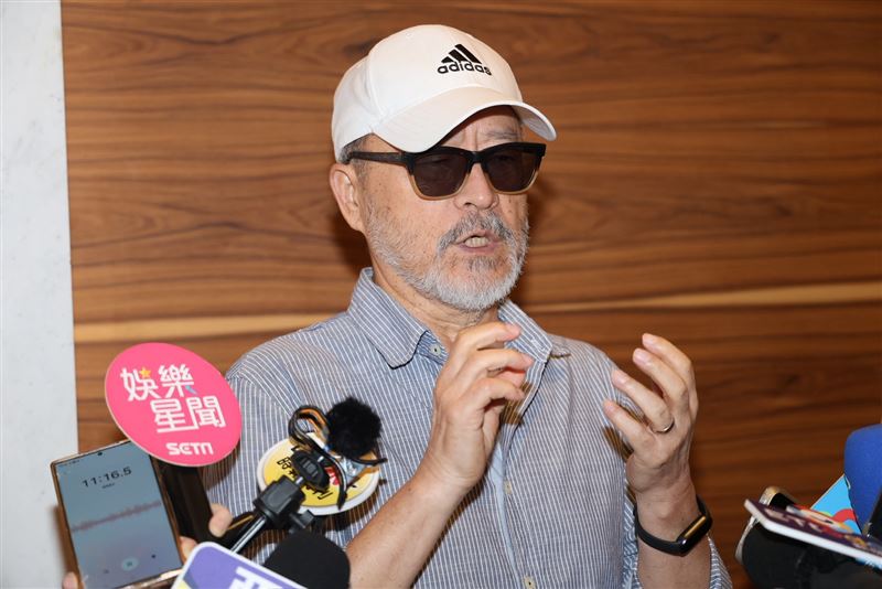 班鐵翔受訪談身體現況。(圖/記者鄭孟晃攝影)