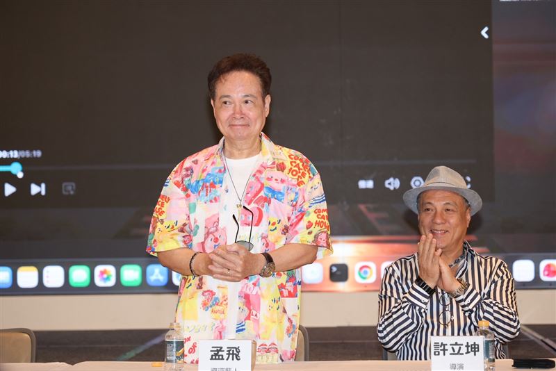 孟飛受訪談近況。(圖/記者鄭孟晃攝影)