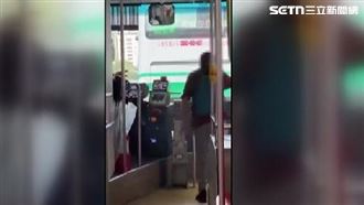 把公車當小黃？嬤喊開到勞保局遭拒開嗆