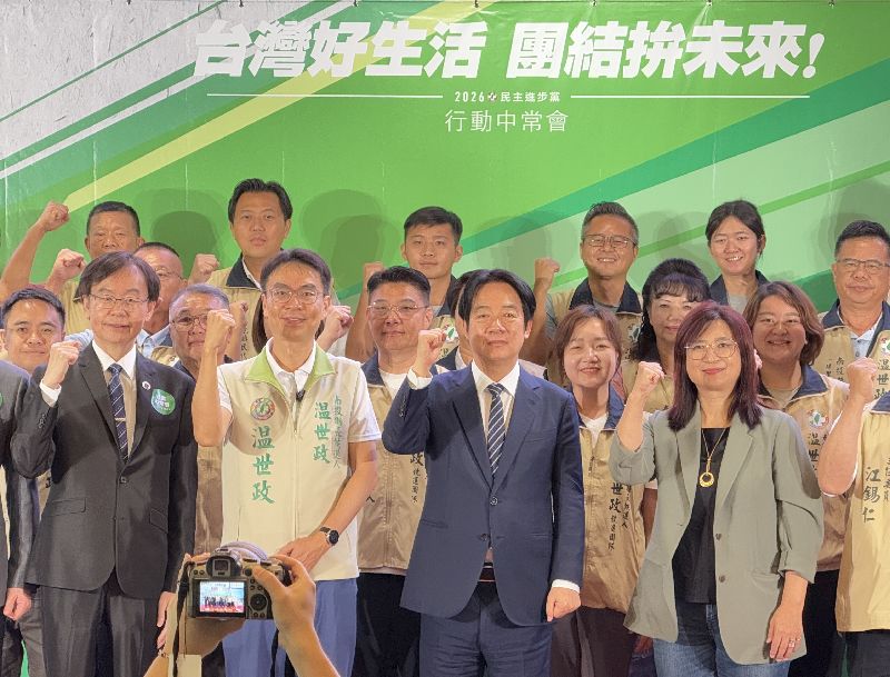 熟悉選情的民進黨人士評估,民進黨除了要守住執政的屏東縣、高雄市、台南市、嘉義縣及澎湖縣5席,還要力拚彰化縣、嘉義市、宜蘭縣與新竹縣、基隆市「藍天變綠地」;新北市選情呈現膠著。(圖/中央社)