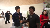 阿信蘋果發表會遭介紹來自中國　畫面瘋傳