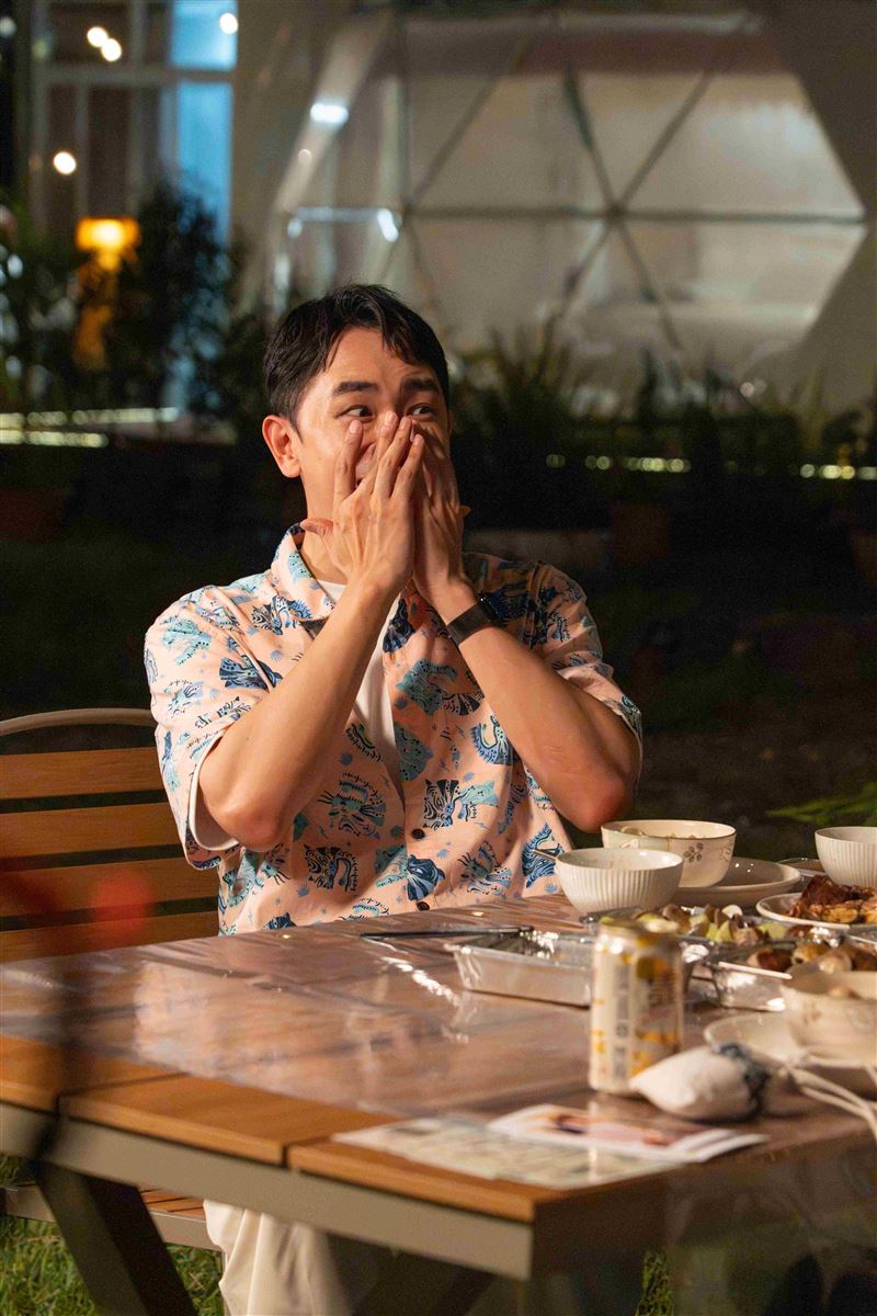 陳謙文 13 歲父喪淚崩!成為歌手就為感謝母親、懷念父親!(圖/東森提供)