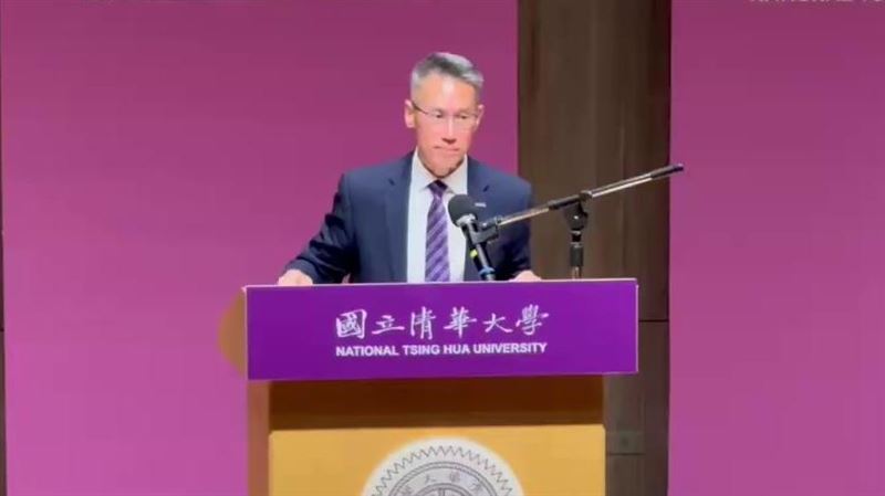 新/續任3天飛美遴選惹議　清大校長出面了