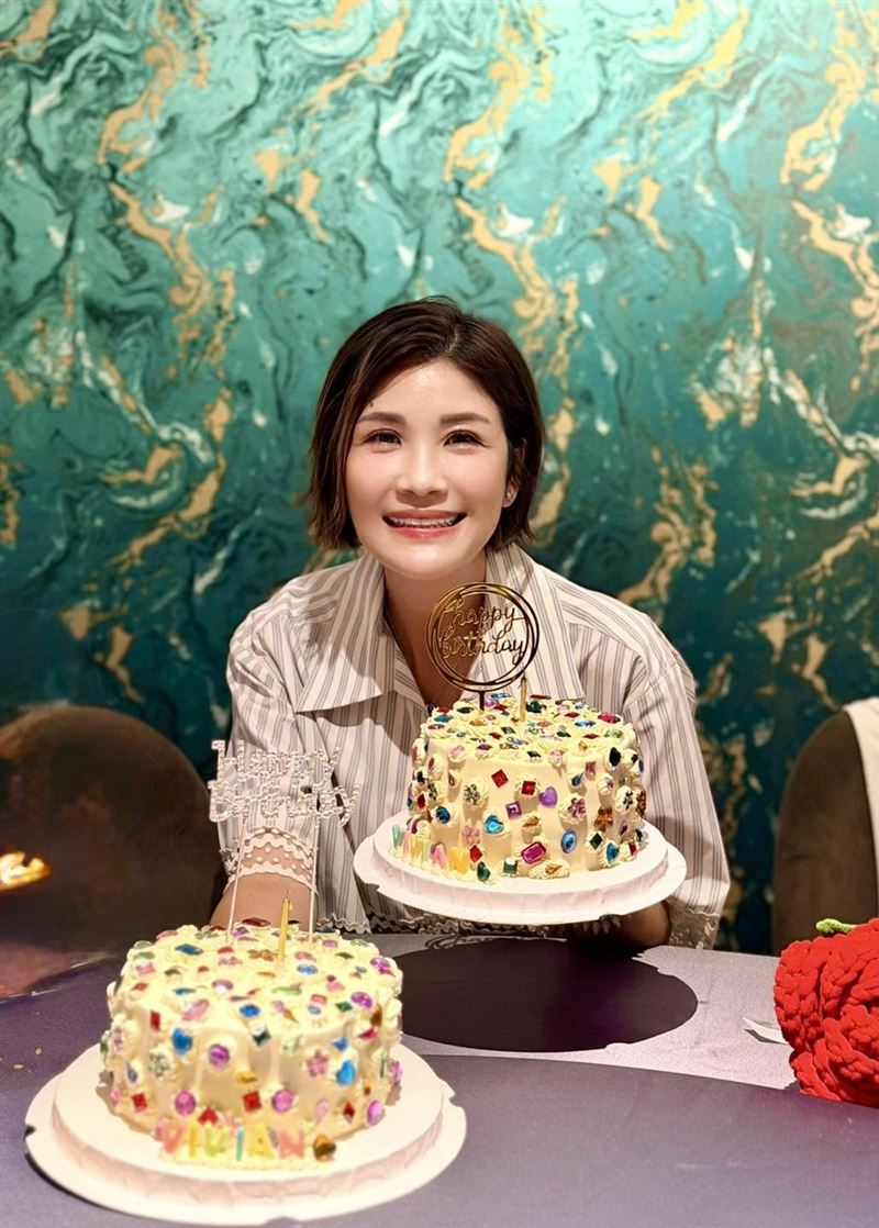蔣雅淇慶祝生日宣布進入空巢期。(圖/翻攝自蔣雅淇 Vivian Chiang臉書)