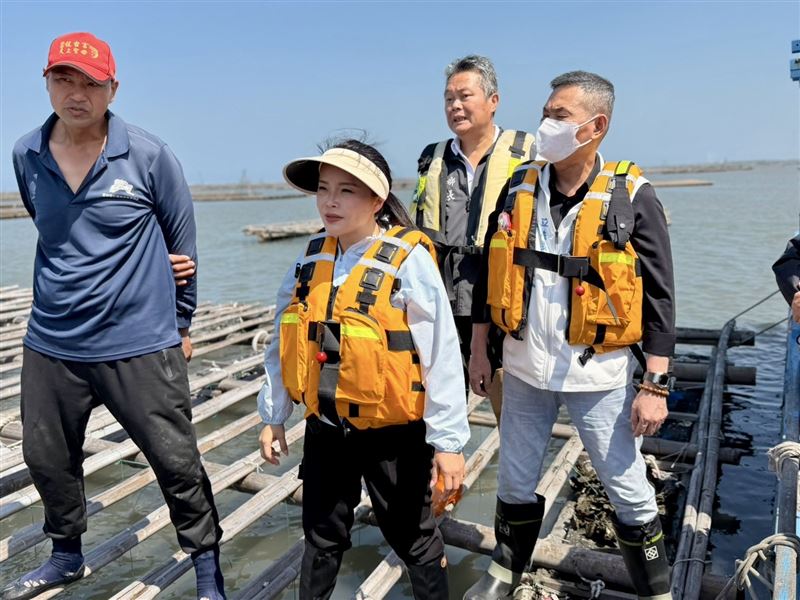 豪雨釀災，漁民陳情牡蠣死亡率達七、八成，張嘉郡、丁學忠促加速、從寬辦理天然災害救助