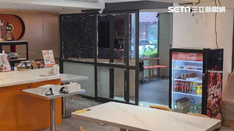 店家大門玻璃及營業損失等初估財損超過20萬元