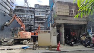 北市中山區民宅地基塌陷　沈伯洋發聲了