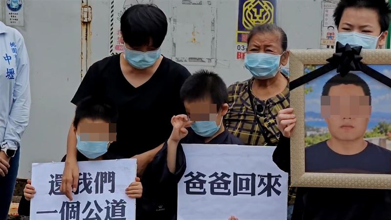 堆高機翻覆害1死　3幼兒赴工地招魂討公道