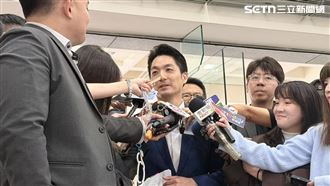 被問到是否會再接受王偉忠專訪，蔣萬安表示，「相關邀約幕僚都在處理當中」（圖／記者陳思妤攝影）