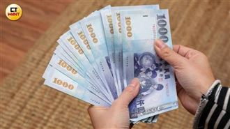 退休日期別亂選！差1天恐少領近2萬年金