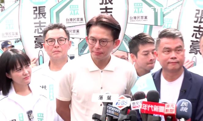 老人福利法修法！黃國昌嗆辯論　她回擊了