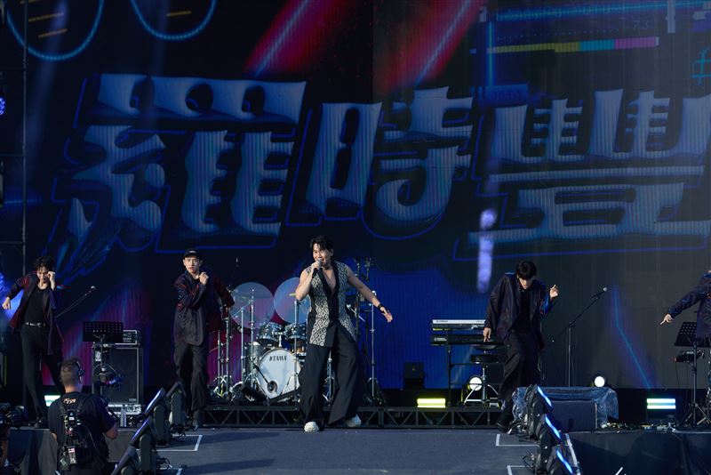 羅時豐台東開唱。(圖/臺東縣政府提供)