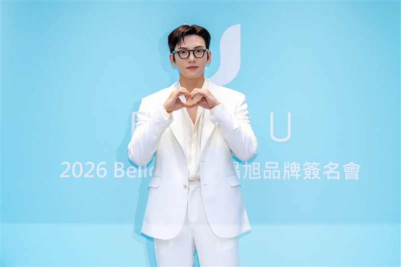 池昌旭旋風來台!攜手 Bello.U 現身信義快閃店,分享自我管理與Self-care哲學,近距離寵粉與60位幸運粉絲簽名合影