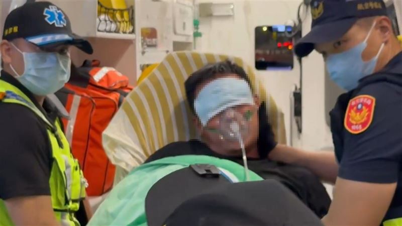新／持刀闖國泰機場休息室　莽男正臉曝光