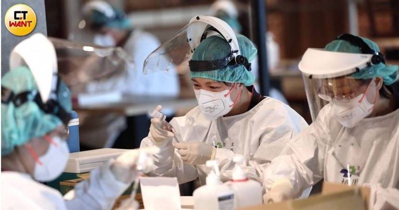 阿波羅全球管理公司正考慮收購嬌生旗下的骨科部門。(示意圖/王永泰攝影)