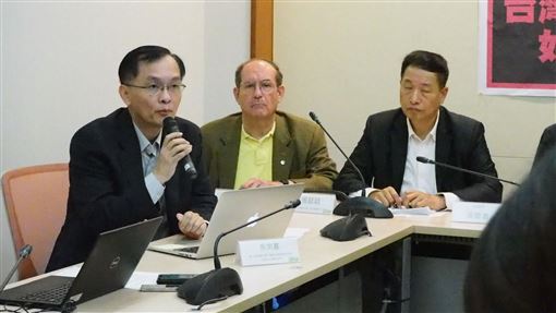 逾200萬人赴中！年輕人瘋參加統戰團