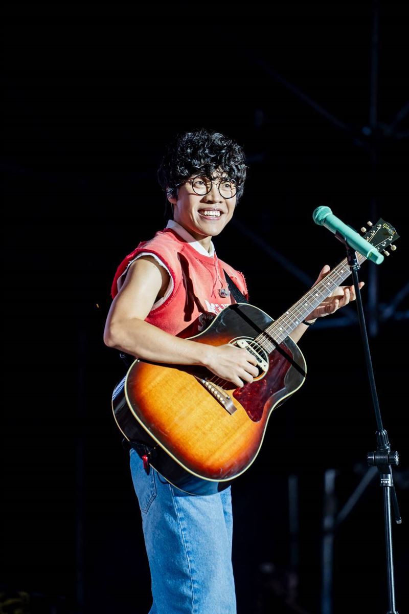 金曲歌王盧廣仲引爆全場大合唱。(圖/三立電視提供)