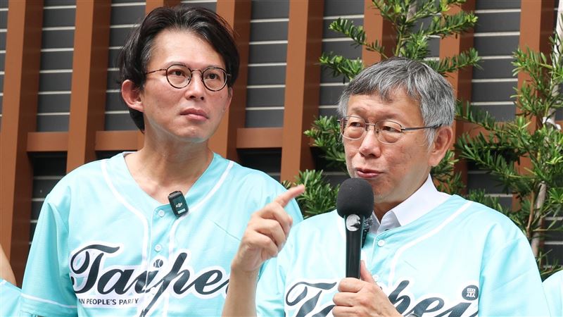 竹北一破全台失火！柯每句話打黃國昌分數