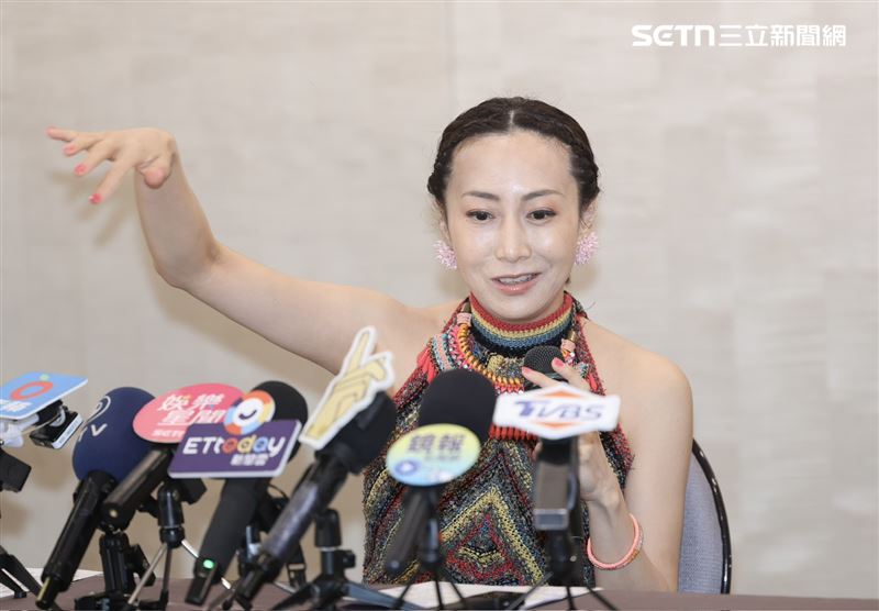 一青窈也曾在日本節目中分享台灣文化與美食。(圖/記者鄭孟晃攝影)