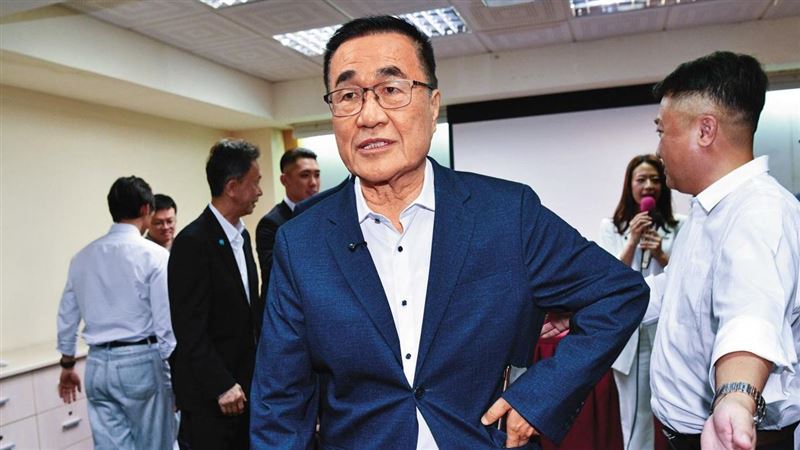藍白合難敵板塊移動　李四川選情拉警報