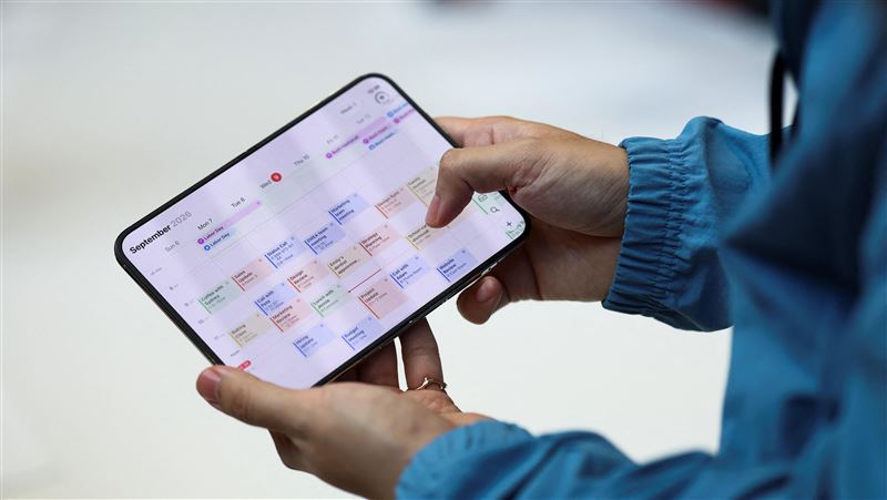 iPhone Duo設計翻車　左撇子怒：沒辦法用