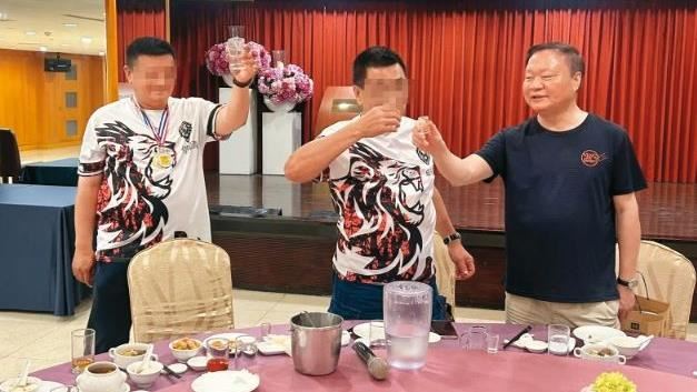 學生慘住猛鬼宿舍！校長爆夜夜嗨荒廢校務