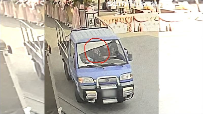 最後若無其事將蘭花盆塞進空間狹小的貨車副駕駛座走人。(圖/「陽光禮儀.生前契約」提供)