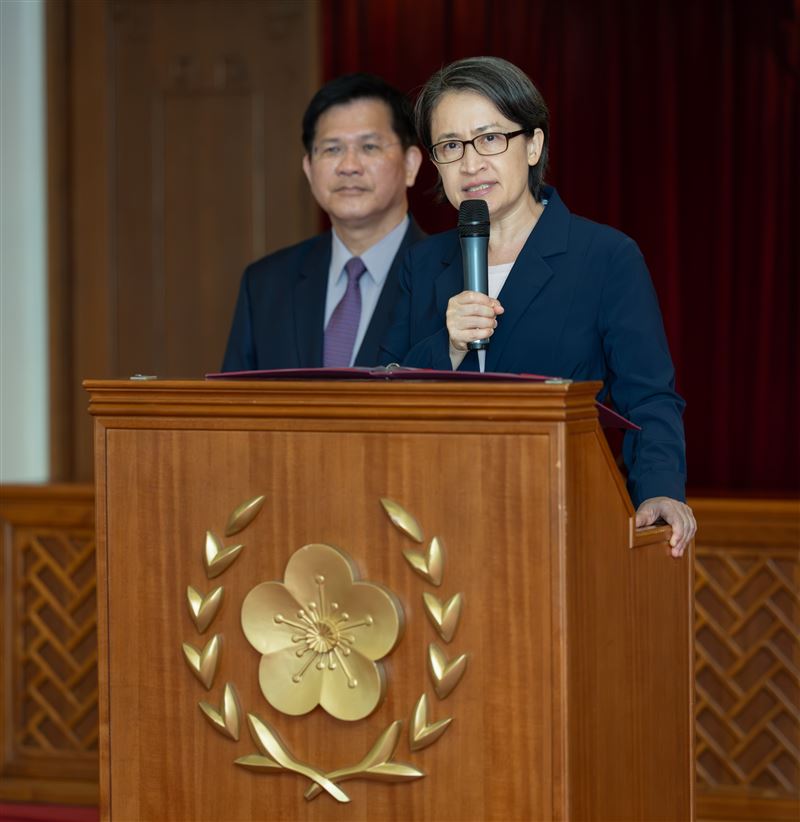 副總統蕭美琴應邀赴義大利出席第二屆「文托泰內歐洲自由與民主論壇」返國談話。(圖/總統府提供)