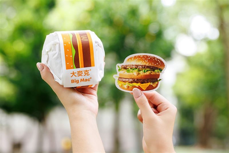 至全台指定校園,成功捐血250c.c.者,即可獲得「大麥克貴賓券。(圖/品牌業者提供)