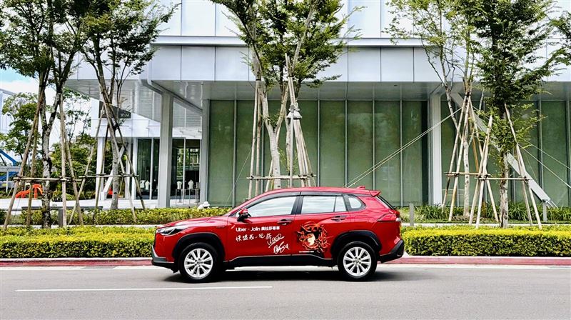 Uber為Jolin慶生!攜手合作車隊打造全台限量3台「Uber X Jolin美杜莎專車」。(圖/品牌業者提供)