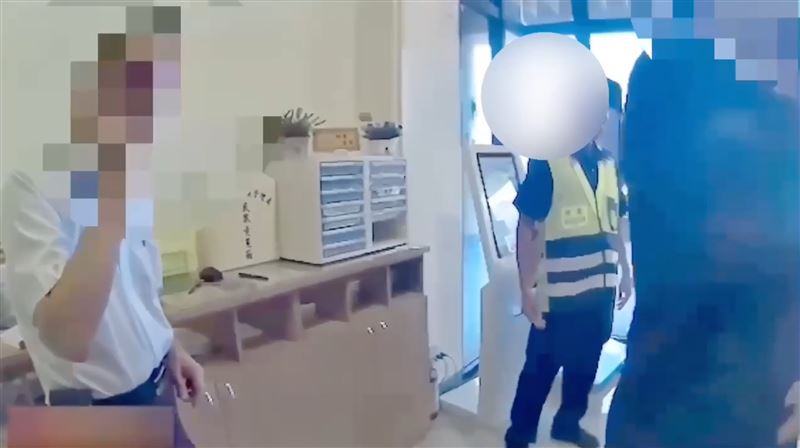 懷愛館抽號碼牌衝突！葬儀公司訂禮堂扭打
