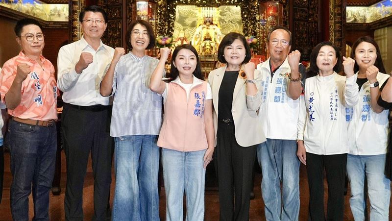 許淑華跨區力挺張嘉郡　盼女力聯合治理