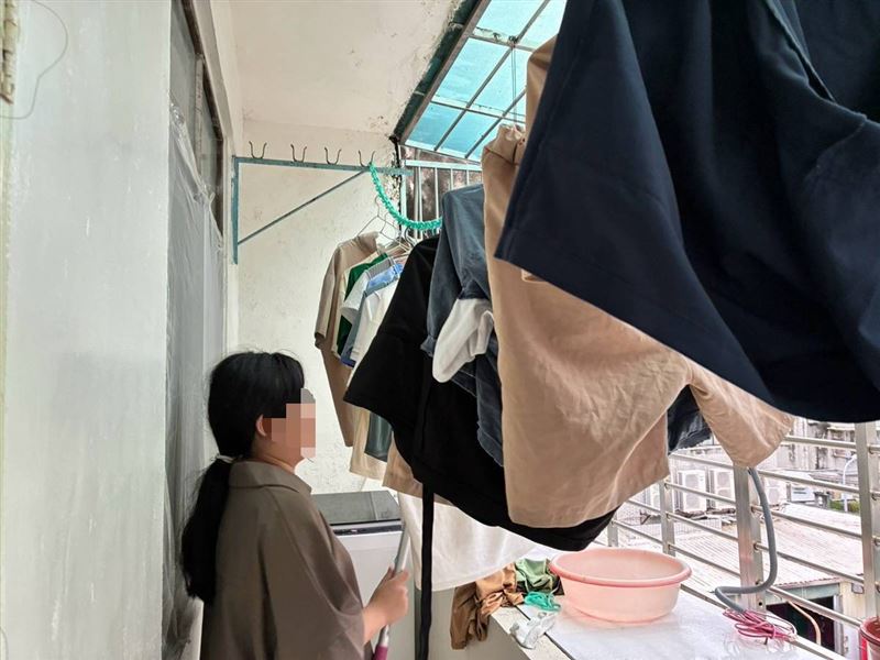 夫胰臟癌逝留鉅債!48歲母獨養姊弟,他們這一句話逼哭全網。姊弟:「我們要學會忍耐」。媽媽:「我絕不能倒下」。(圖/翻攝自《愛的延續》公益協會臉書)