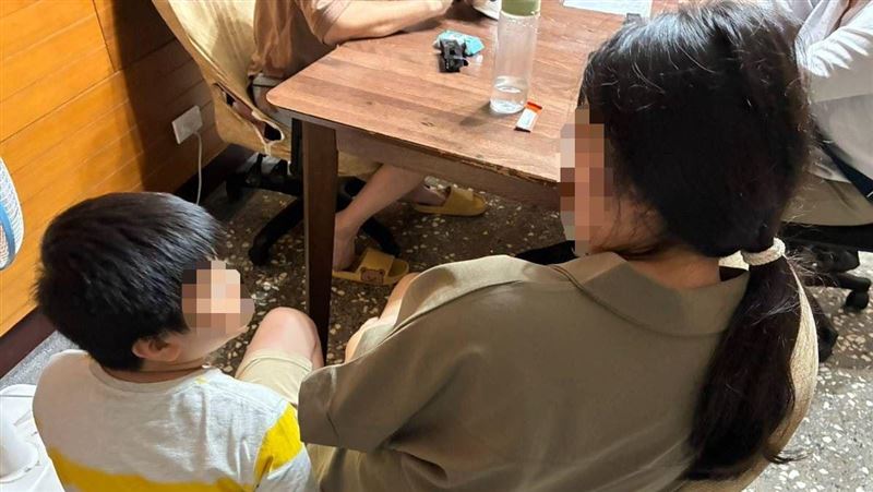 獨家／夫胰臟癌逝留巨債！48歲母獨養姊弟
