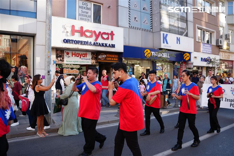 台灣尚勇!林祐正率團赴土耳其用嗩吶驚豔全場,成功讓世界看見台灣。(圖/林祐正提供)