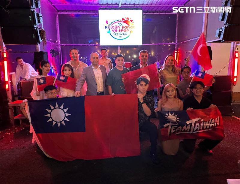 台灣尚勇!林祐正率團赴土耳其用嗩吶驚豔全場,成功讓世界看見台灣。(圖/林祐正提供)