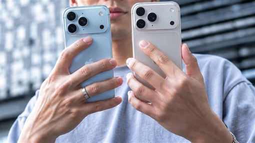 iPhone 18 Pro冰川藍與256GB容量最受青睞。（圖／傑昇通信提供） 