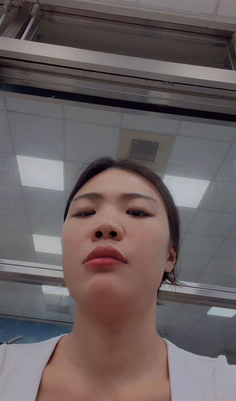 小象買海外保險遭到詐騙集團入侵WhatsApp,最終假冒保經人名義給予假的台幣個人帳戶,騙走將近15萬元台幣。(圖/翻攝自小象愛出門臉書)