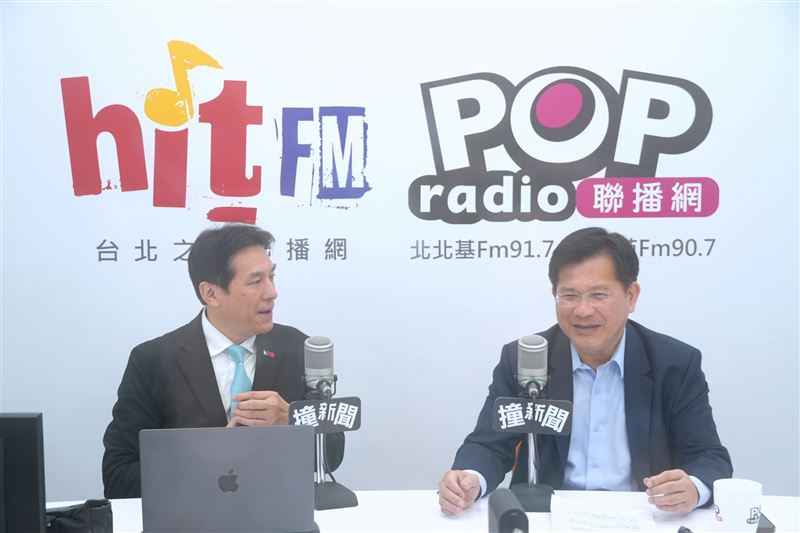 林佳龍接受《POP撞新聞》主持人黃暐瀚專訪（圖／《POP撞新聞》提供）