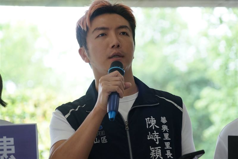 陳峙穎直言，這幾年來，北市府都只有前三項提案接受採訪，什麼樣的提案可以給媒體拍呢？一定都是那種可以輕易解決，或已經「SET」好做球給蔣萬安說「沒問題」的案子。（圖／翻攝自陳峙穎臉書）